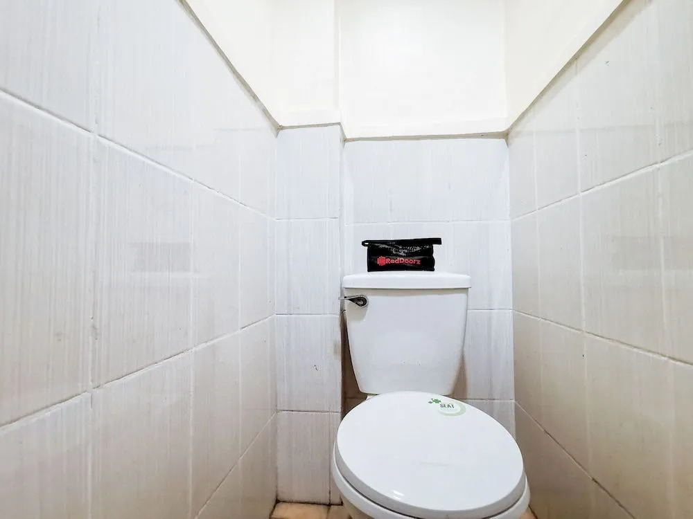 RedDoorz Plus near Ateneo de Davao