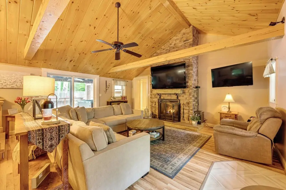 Home w/ Outdoor Entertainment Area in Ashland!