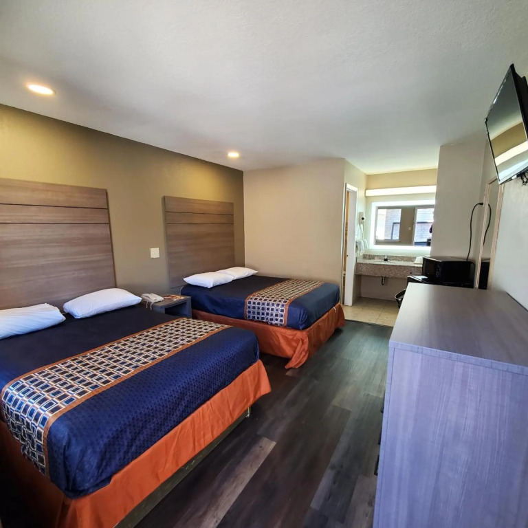 River Inn Motel