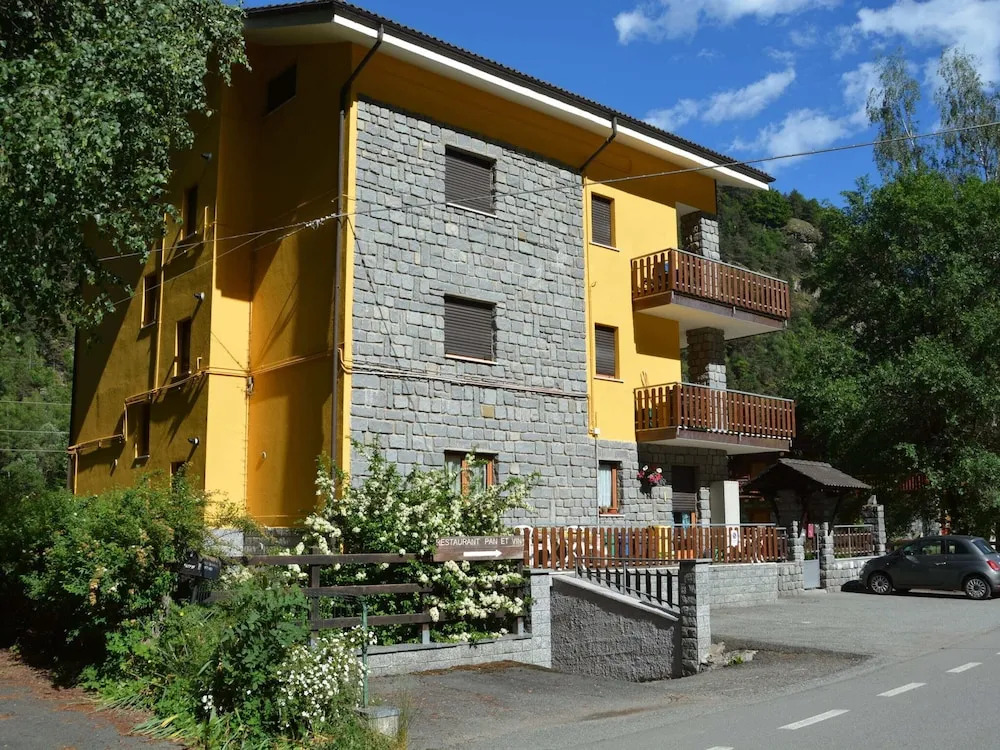 Hilltop Chalet in Antey-Saint-André near Ski Area