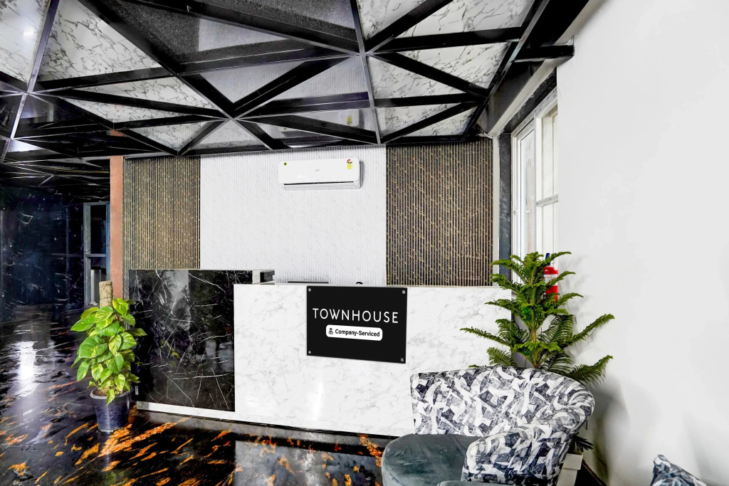 Super Townhouse Sector 93 Noida Expressway