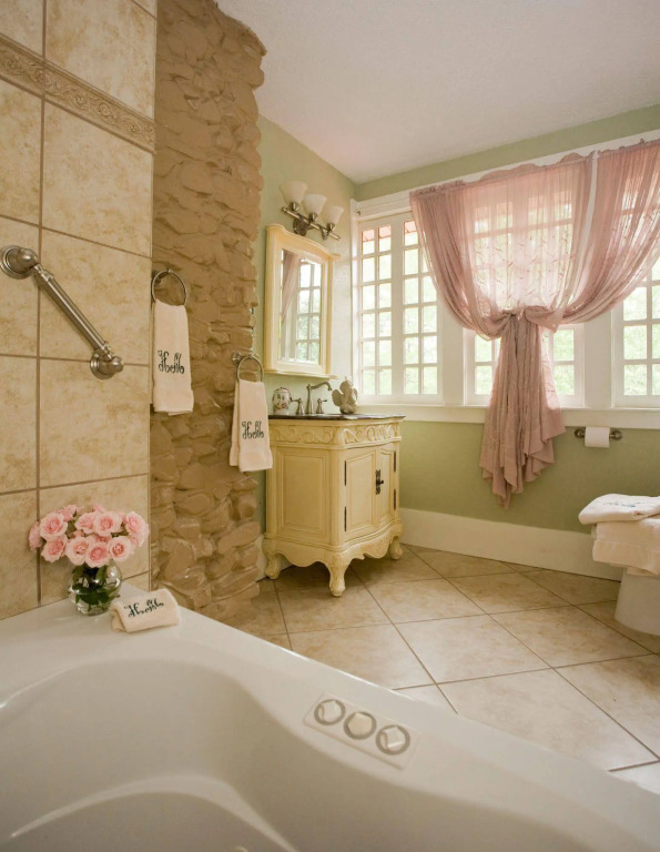 Hilltop Manor B&B