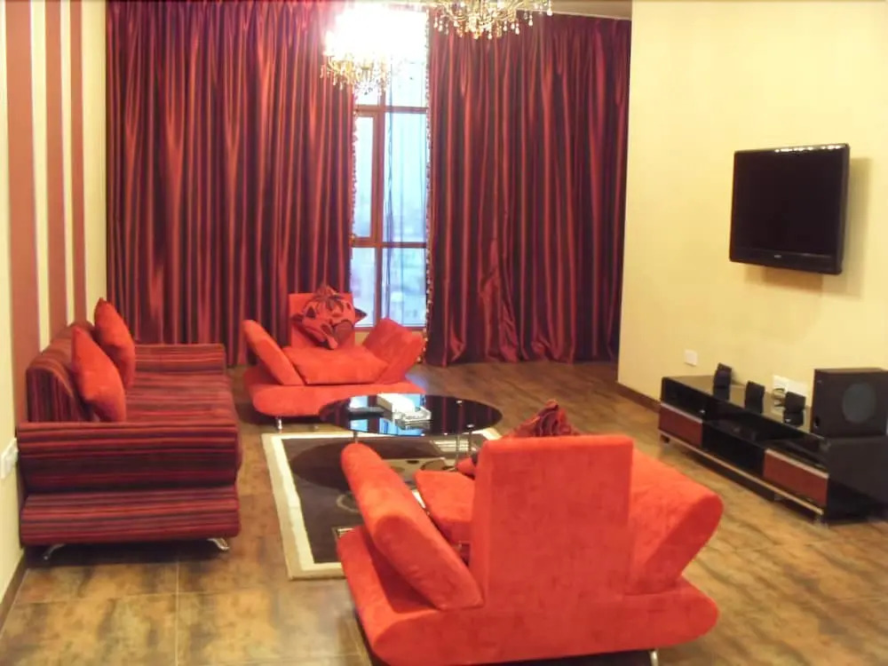 Al Manzil Suites - 2 Adliya