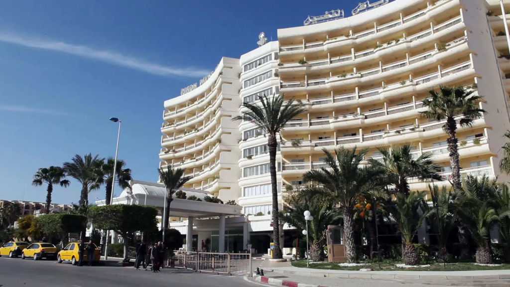 Курортный отель Riadh Palms Resort & Spa