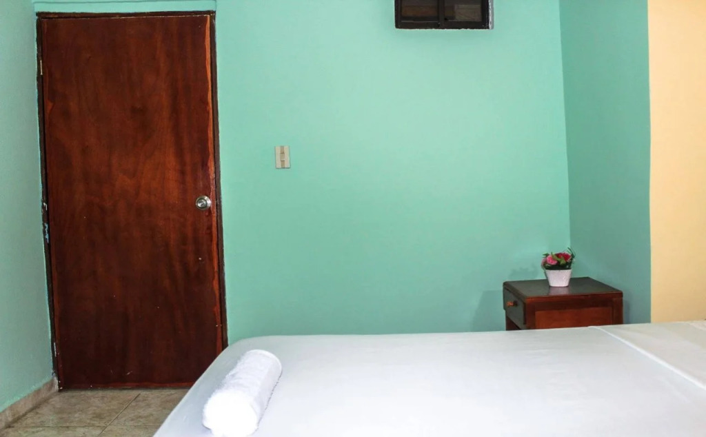 Hospedaje Casa Rosada