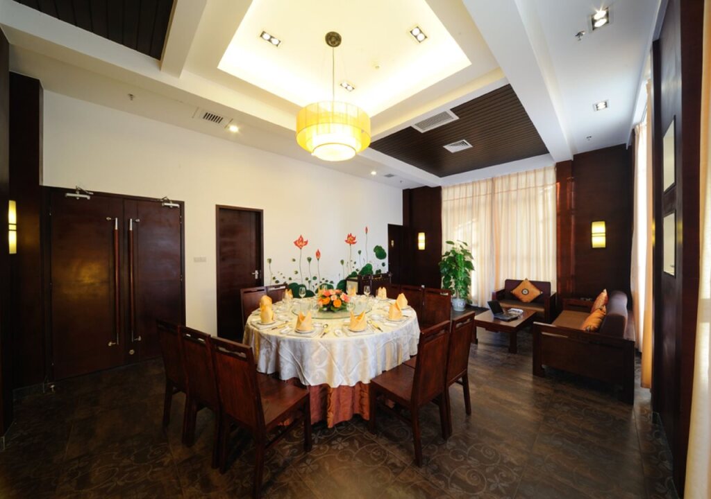 Shengyi Holiday Villa Hotel