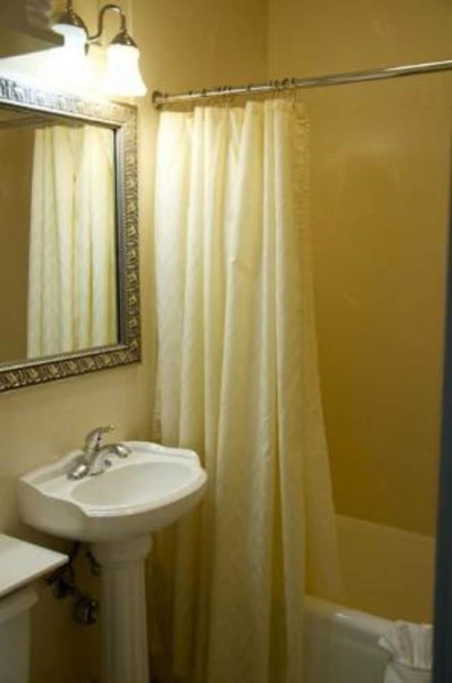 Historic Anchorage Hotel