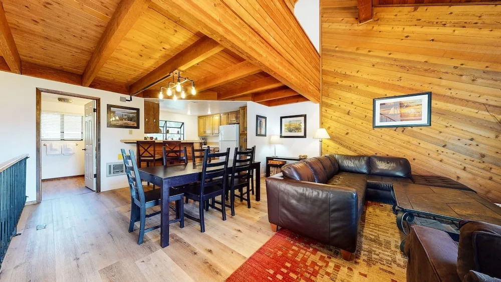 Snowflower 20 Pet-Friendly, Spacious Corner Unit With Great Complex Amenities by RedAwning
