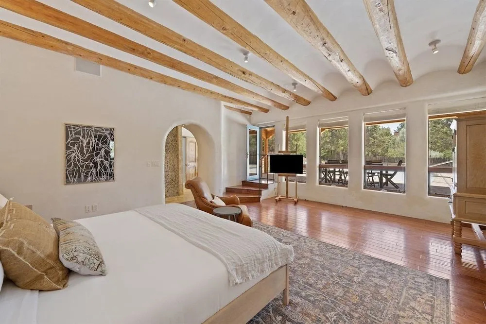 Ranchitos - Private Luxury Home With Swimming Pool