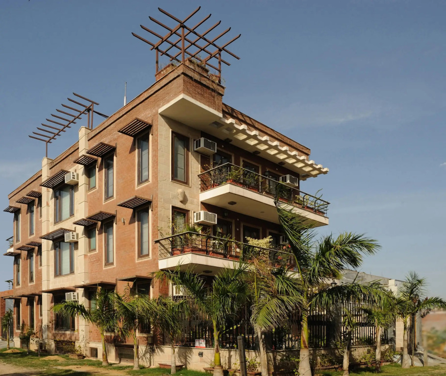 Redbrick villa