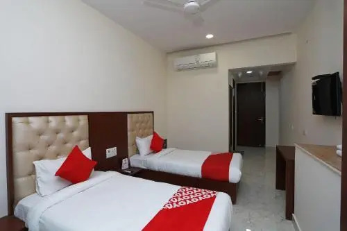 OYO 19122 Mastana Palace