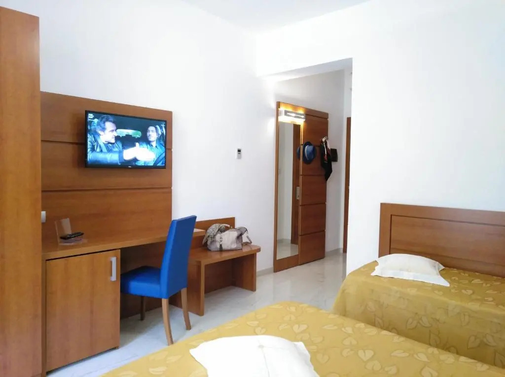 Villaggio Turistico La Mantinera - Hotel