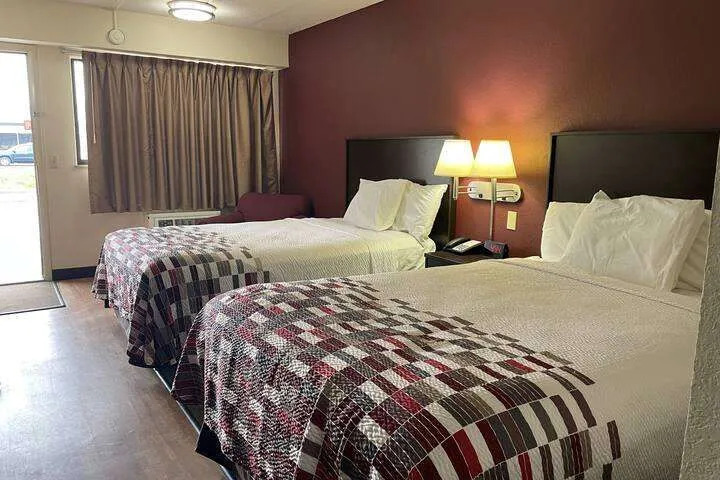 Travelodge By Wyndham Holland/Toledo