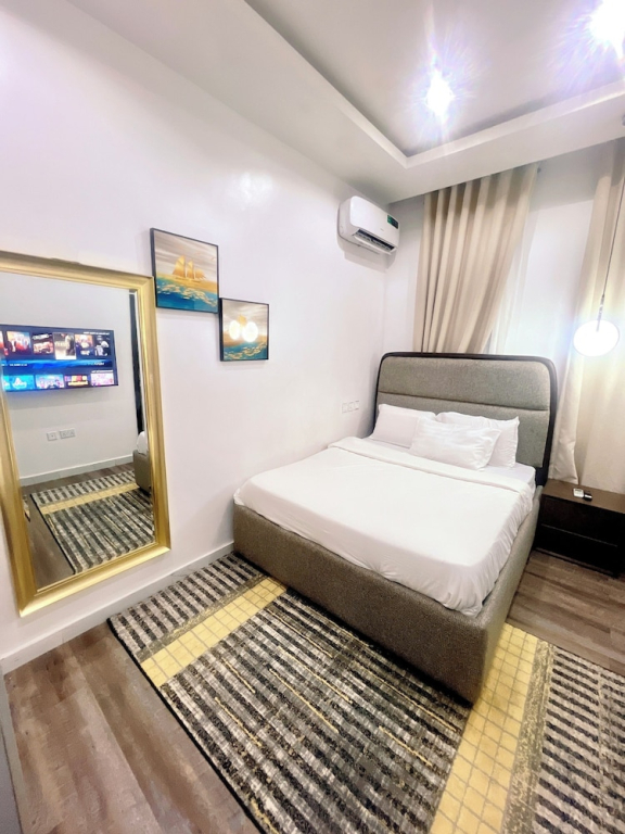 L Rina Apartment