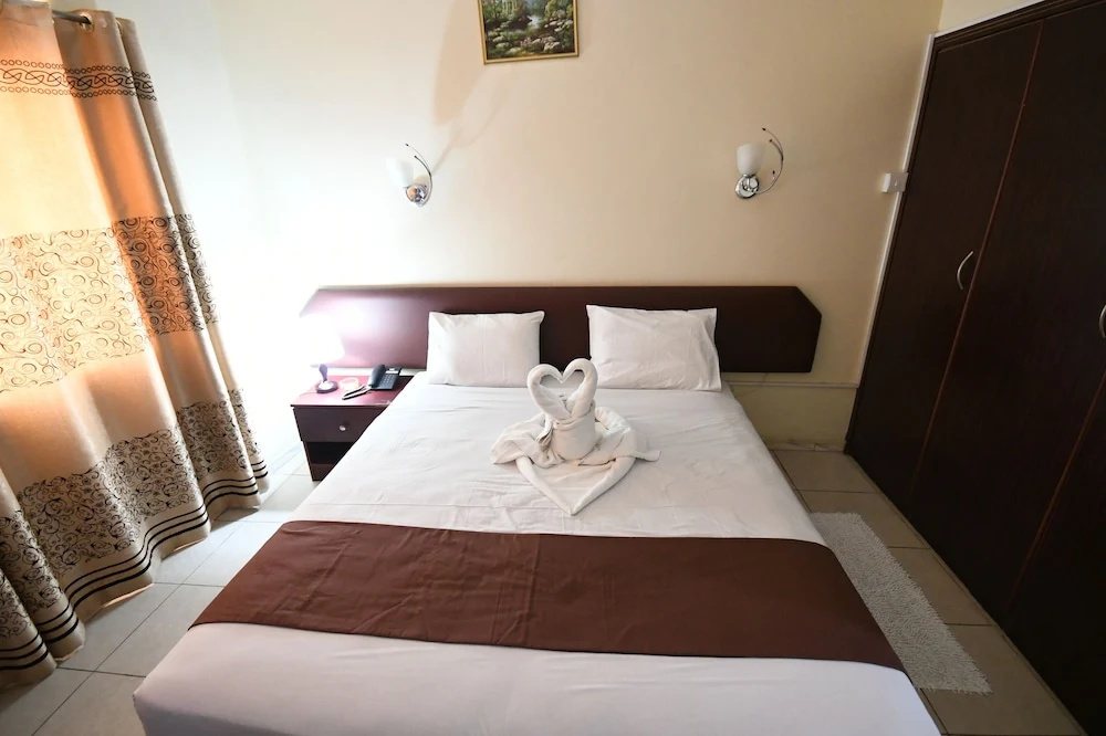 Aygro Hotel