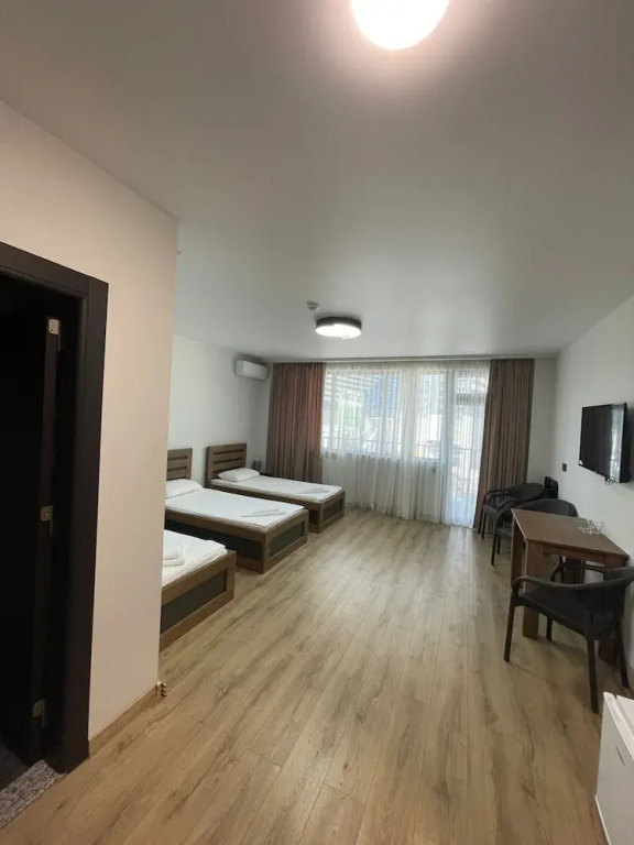 Hotel Adeli