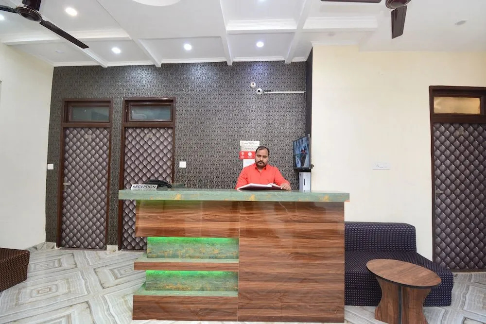 OYO 30743 Hotel Himalayan