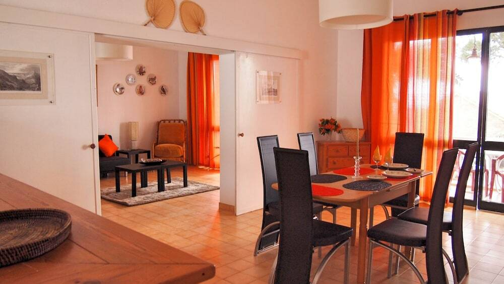 Spacious Family Villa Only 200M From The Golden Beach Villa Mary