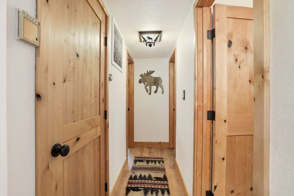 780 Tehama Dr