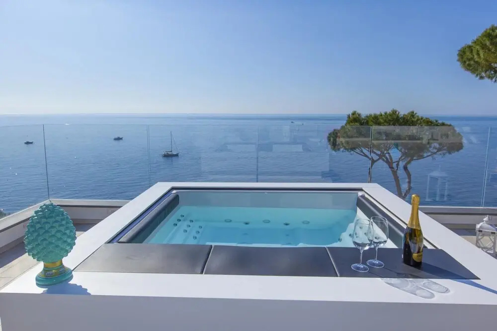 AMORE RENTALS - Villa Iside