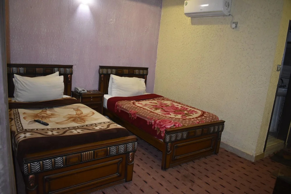 Manama Hotel