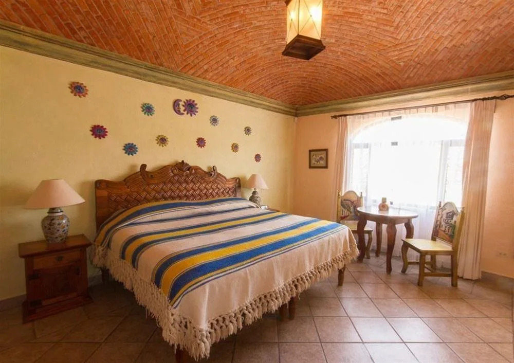 La Casa del Pirul - Boutique Villas Xichu