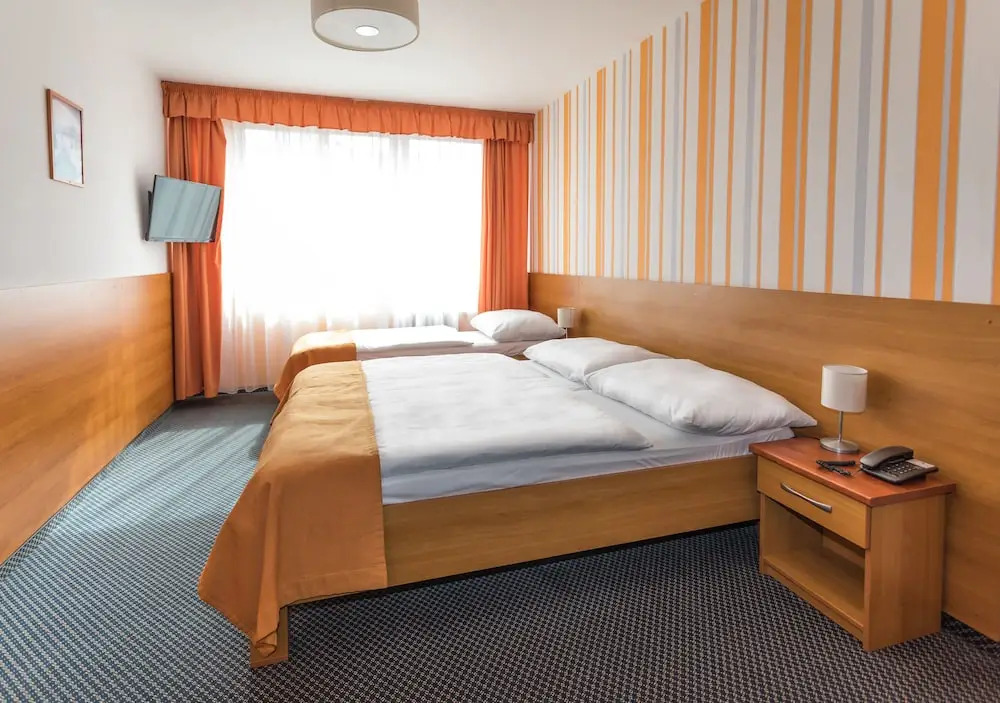 Hotel Bridge