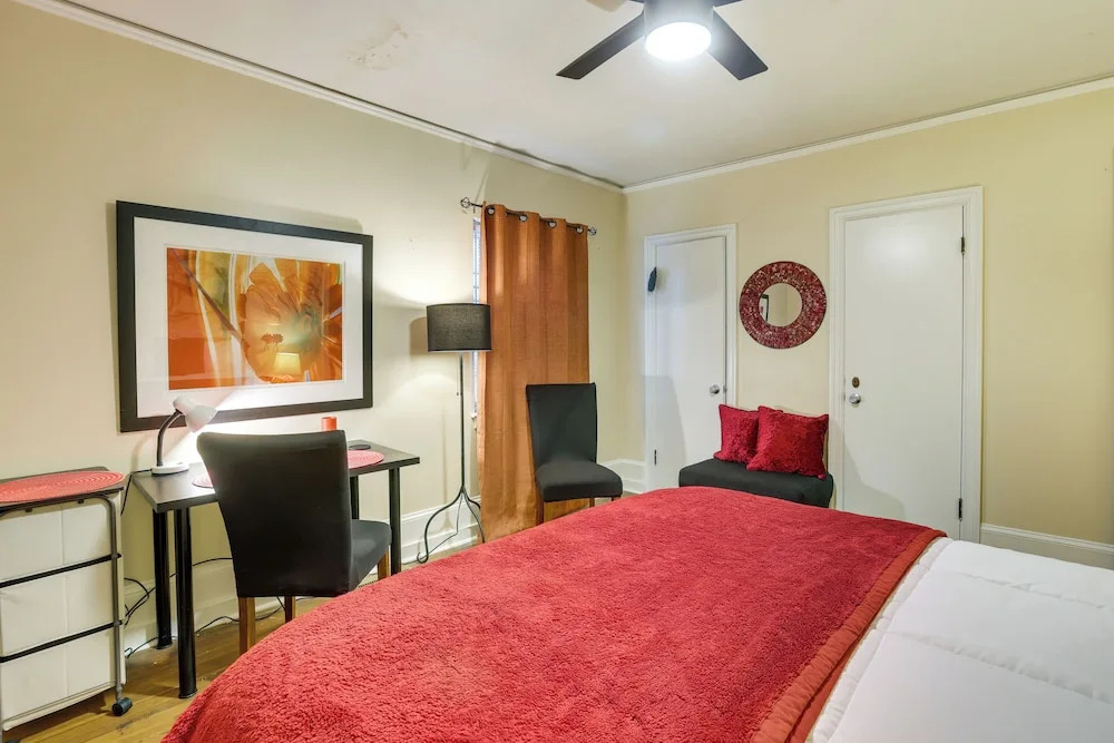 Cozy Tuskegee Home - 20 Mi to Auburn University