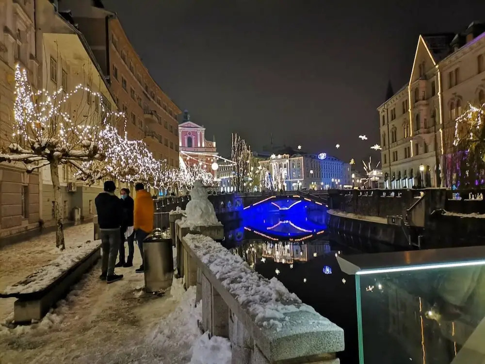 Ljubljana Riverbank Apartment in City Centre!