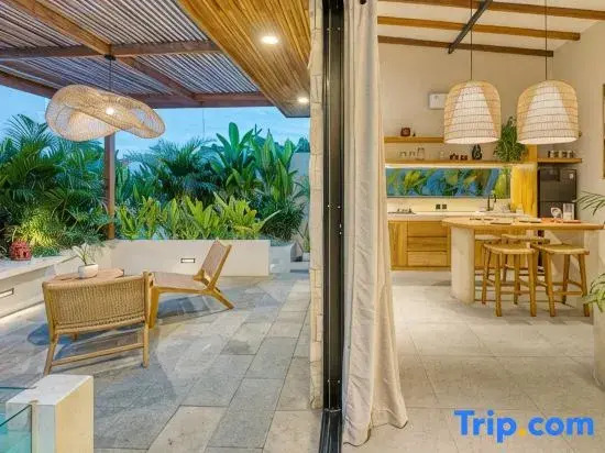 Peak Villa Minimalist 1BR Oasis in Uluwatu