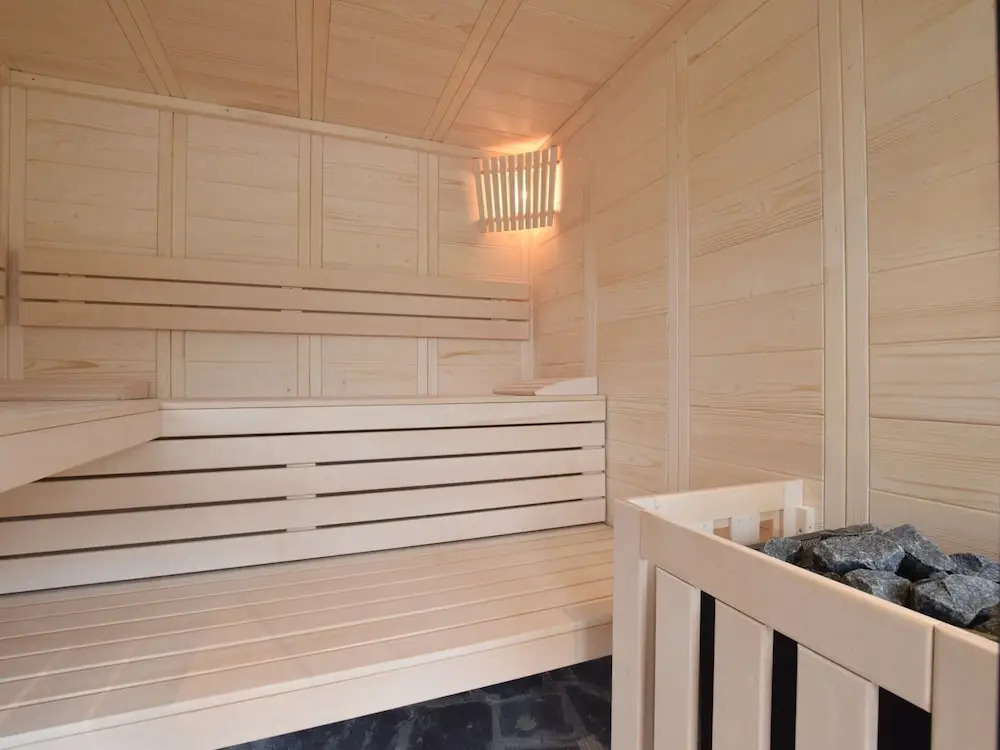 Cozy Holiday Home in Vielsalm with Sauna