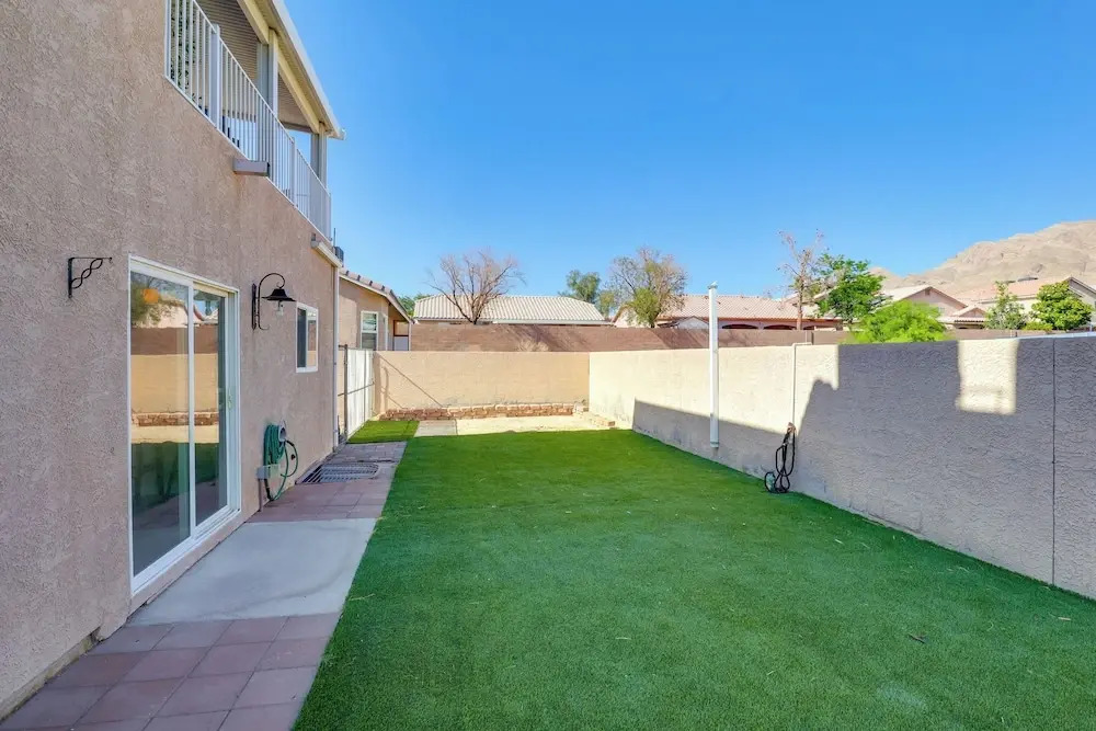 7 Mi to Fremont Street: Spacious Vegas Home!