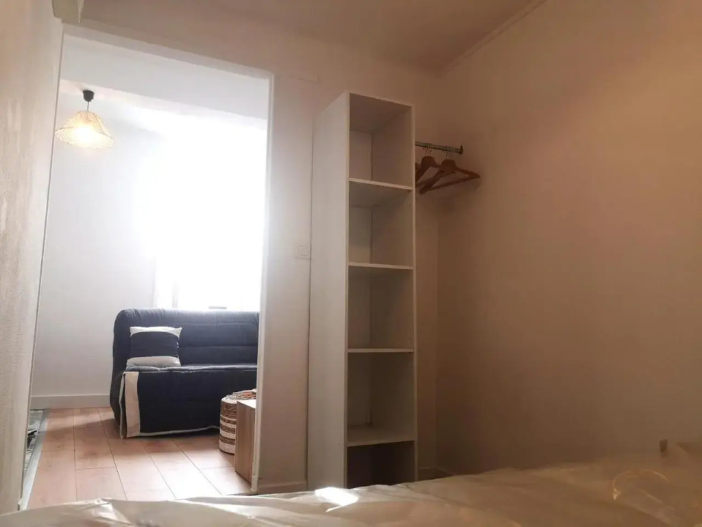 STUDIO Aubagne Centre ancien avec STATIONNEMENT
