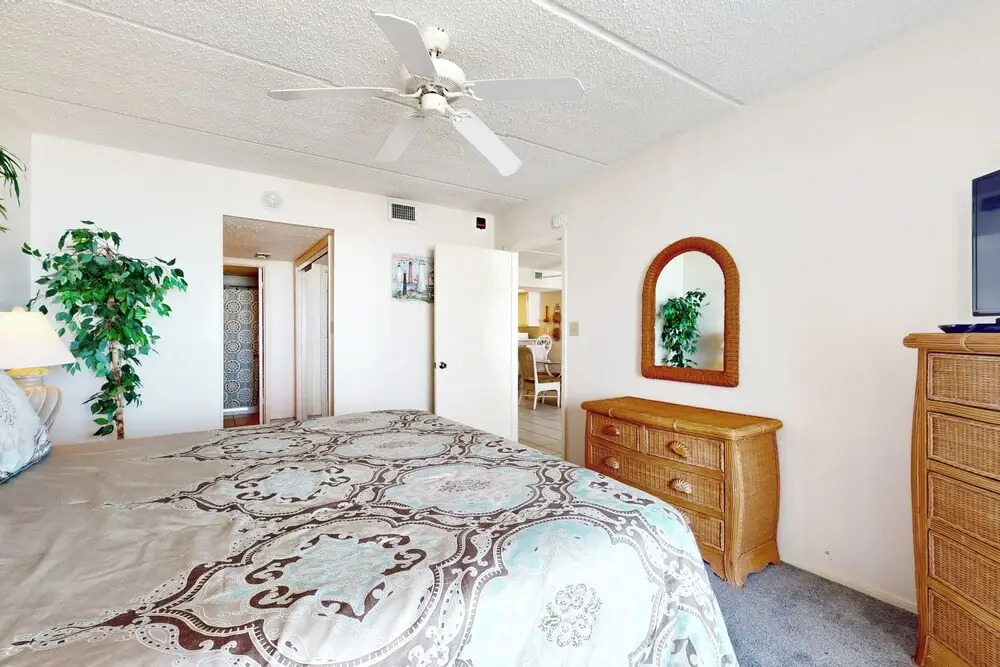 Coastal Chic Gulf-view 2br: Suntide III - Unit 604