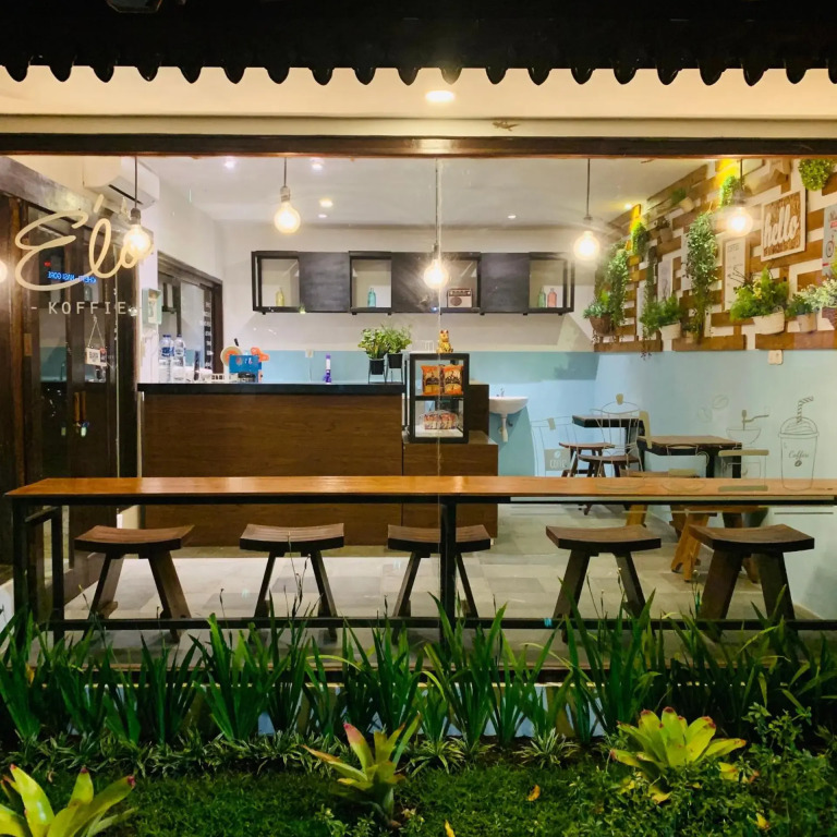 The Nalaya Hotel & Resto