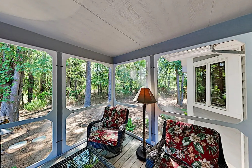 Salt Pond Golf W/ Pools & Designer Style 3 Bedroom Home