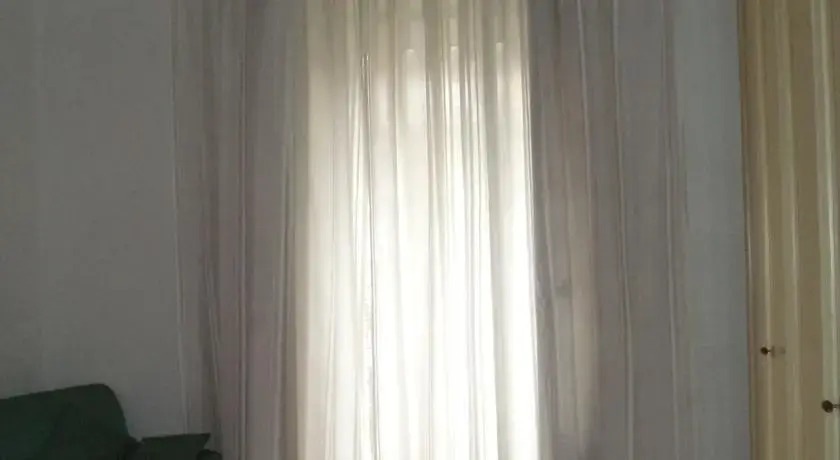 Stefano Rooms