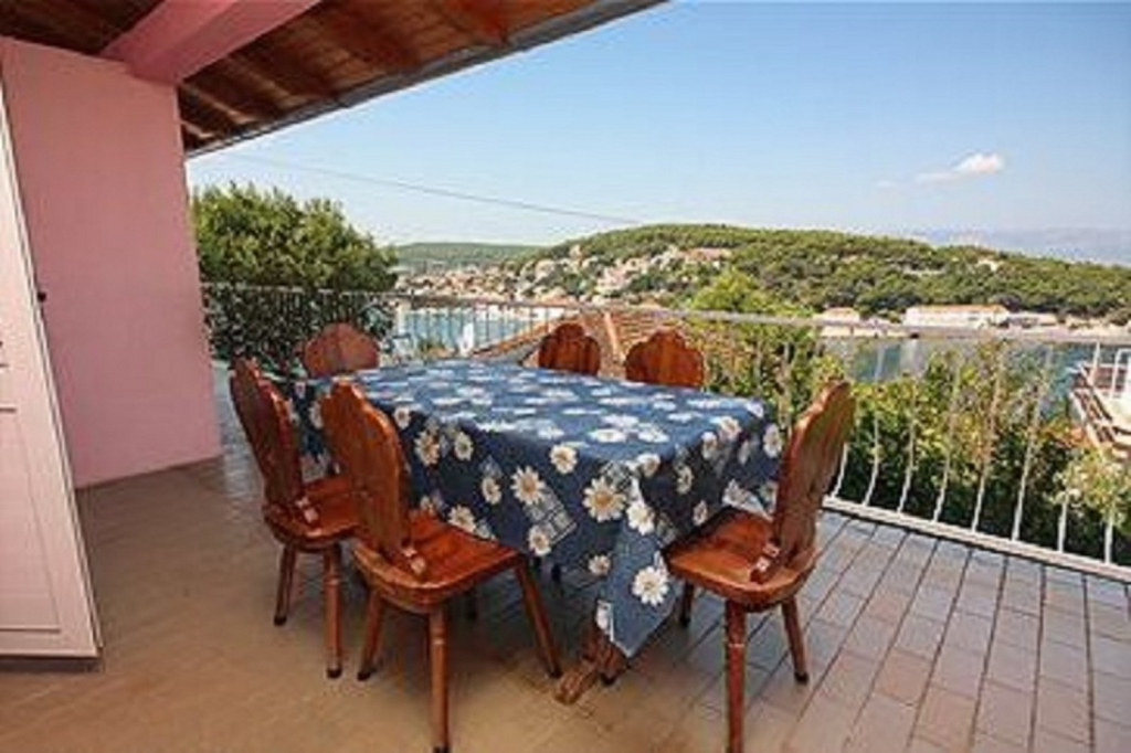 Apartment Marija1 - close to the center: A3 Jelsa, Island Hvar