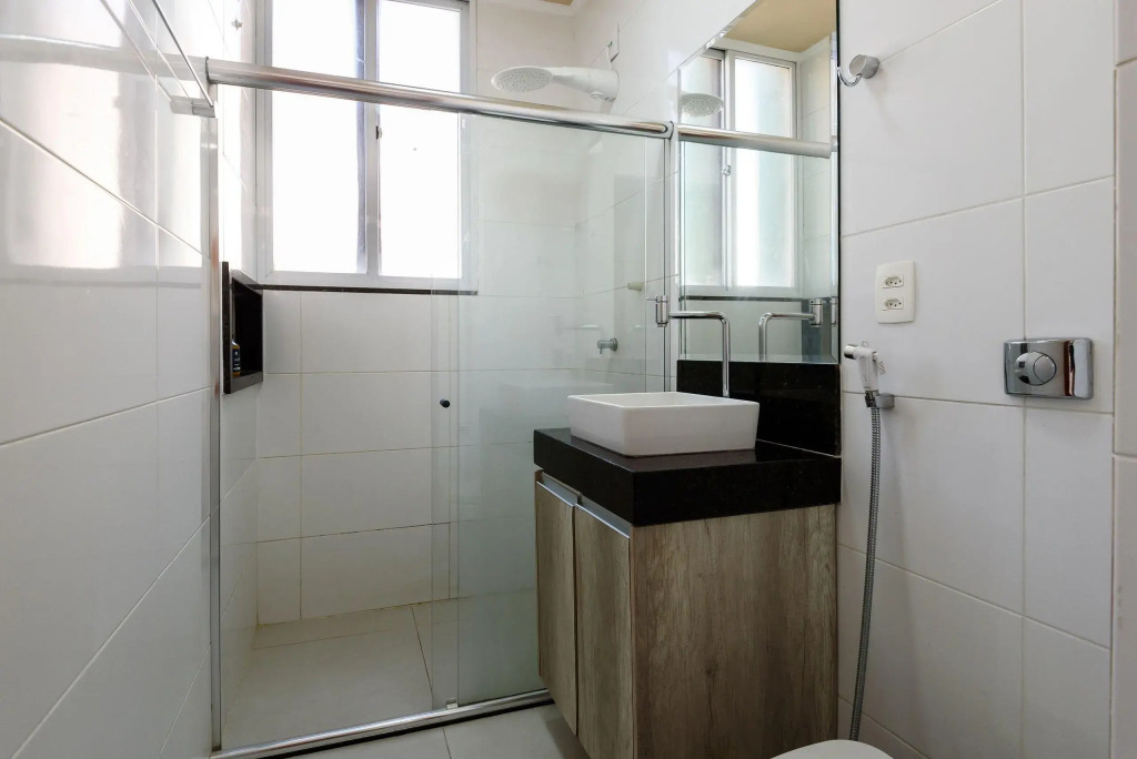 2 Quartos Em Copacabana C/ Vista Mar | Pj 135/808