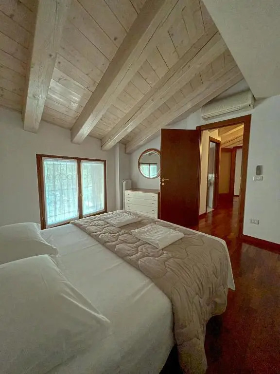 Richi Rent 02