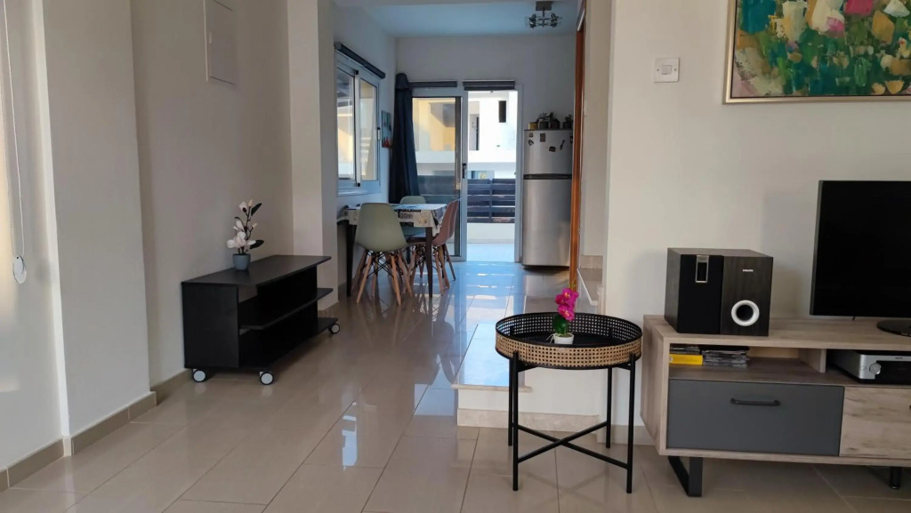 Lovely holiday home,Kapparis,2 swimming pools,Wifi