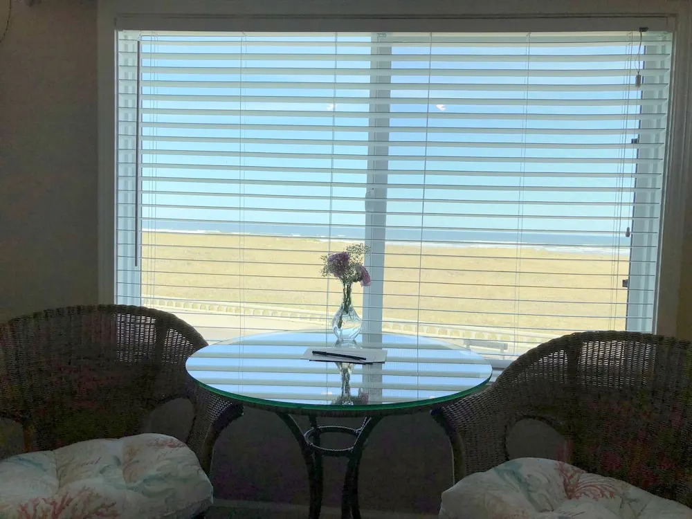 The Tradewinds Condo/Hotel