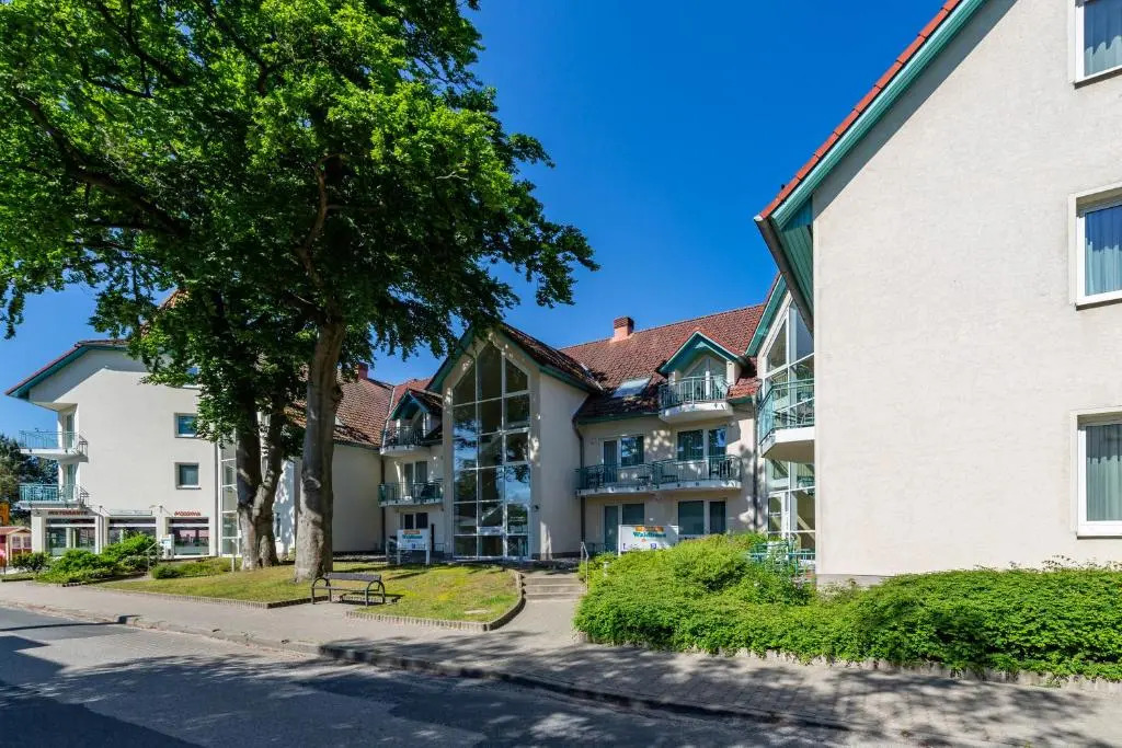 Ferienwohnung Tine mit Balkon, Fahrrädern und Strandkorb im Sommer