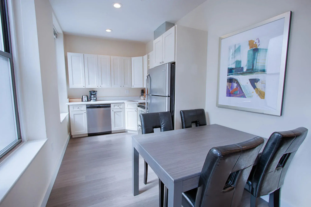 Bright Studio in Downtown Crossing by Sonder