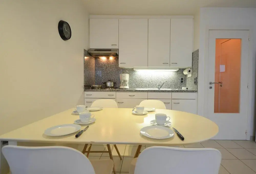 Apartment Oostduinkerke Near Beach and Dunes