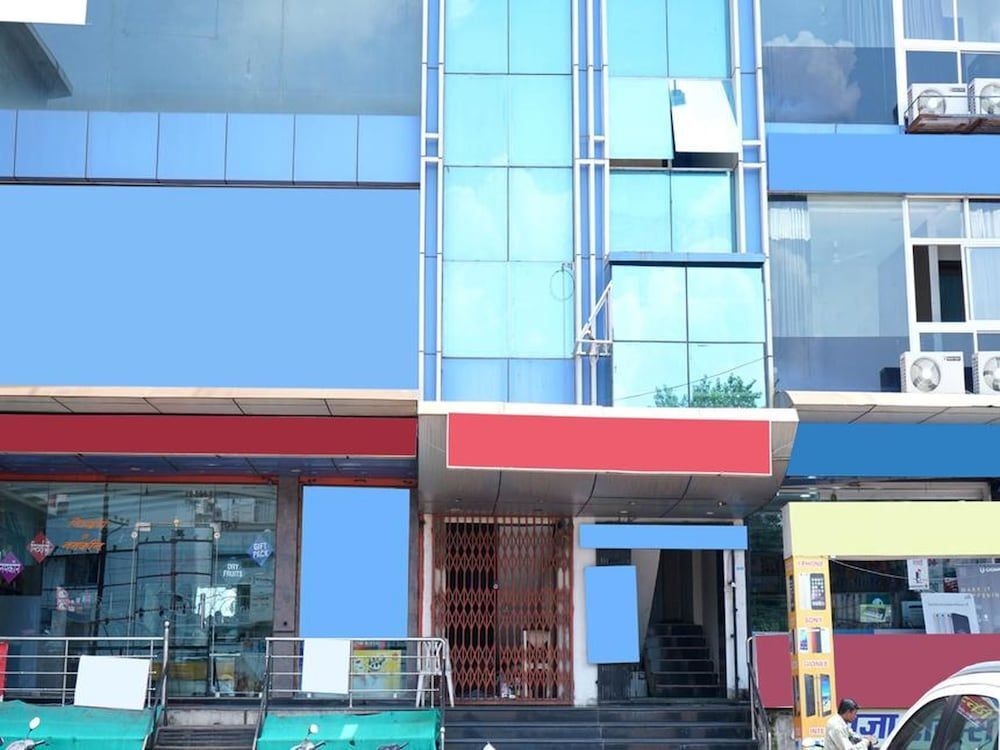 OYO 6325 Hotel Kiran