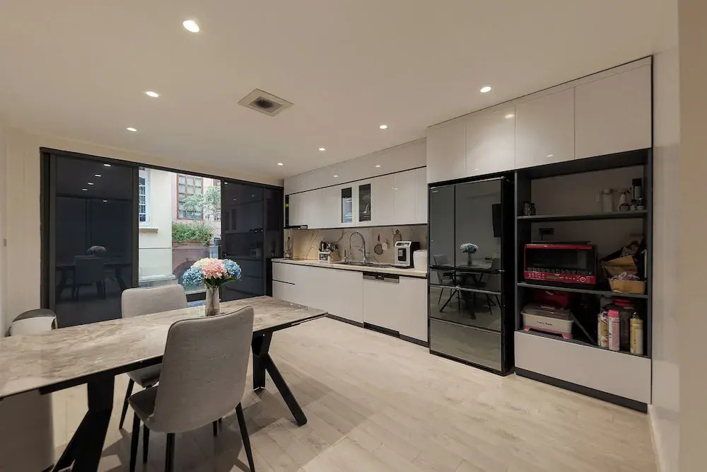 Moonlight Apartment