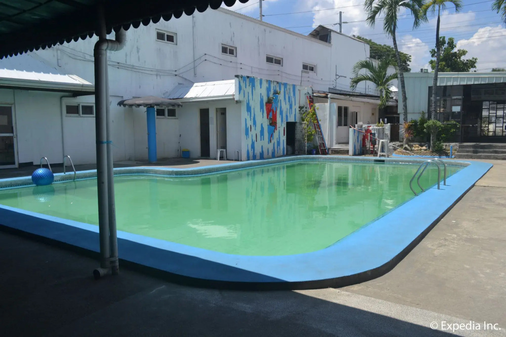 VF Four Season Hotel