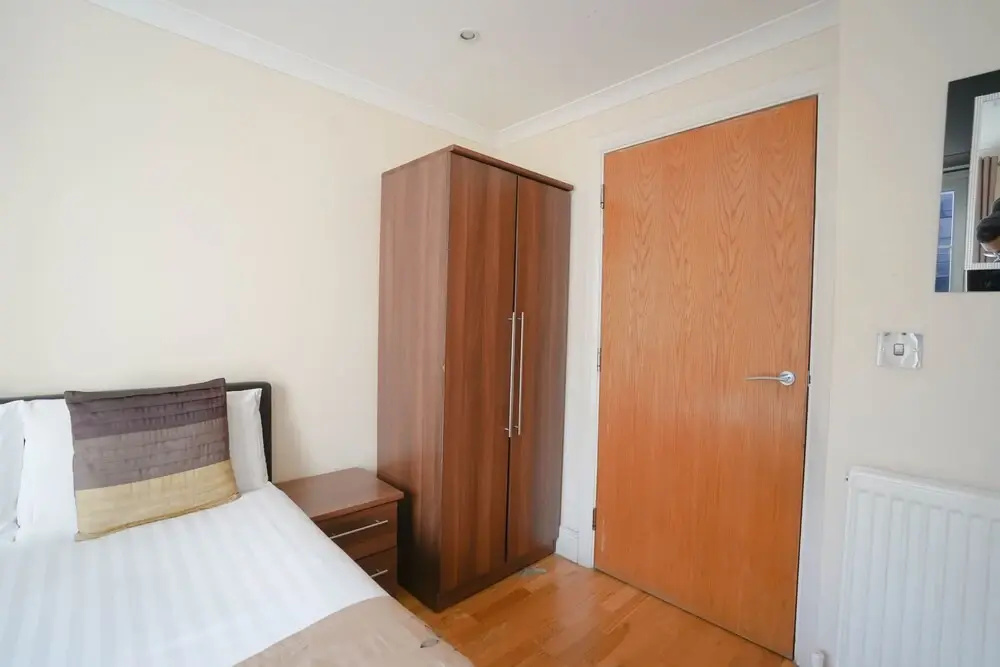 Lovely Balcony Apartment - Central London