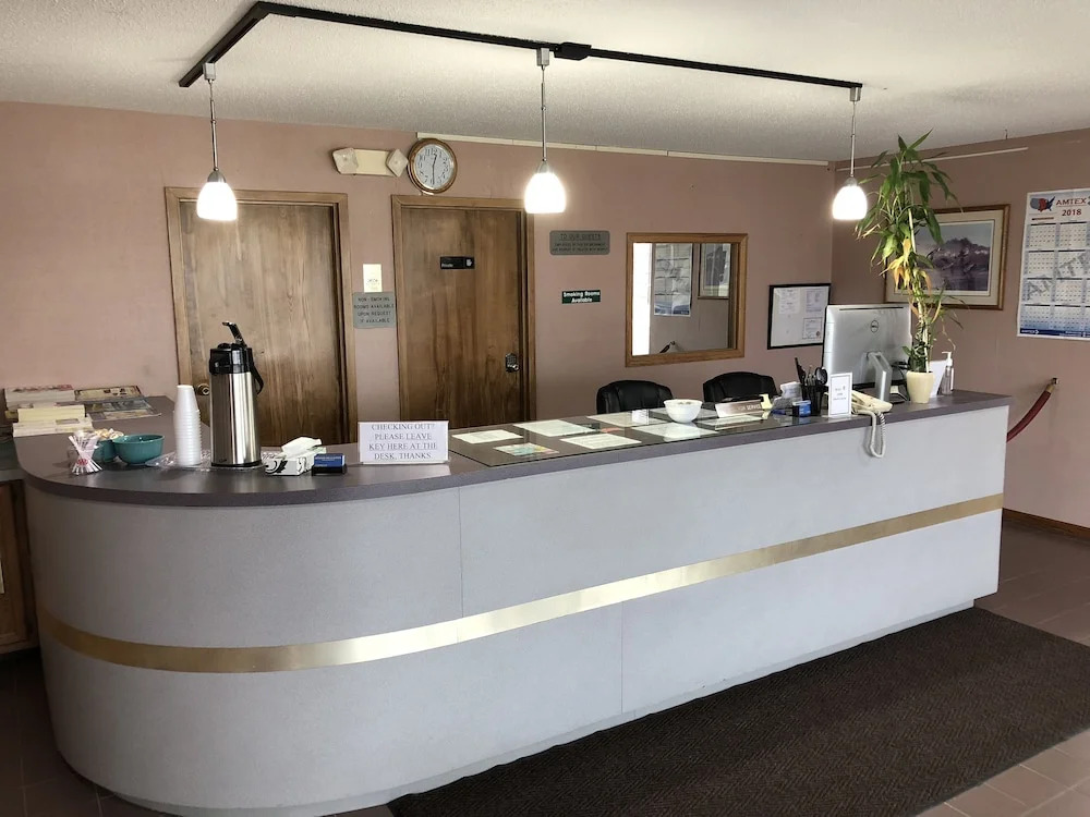 Denison Inn and Suites